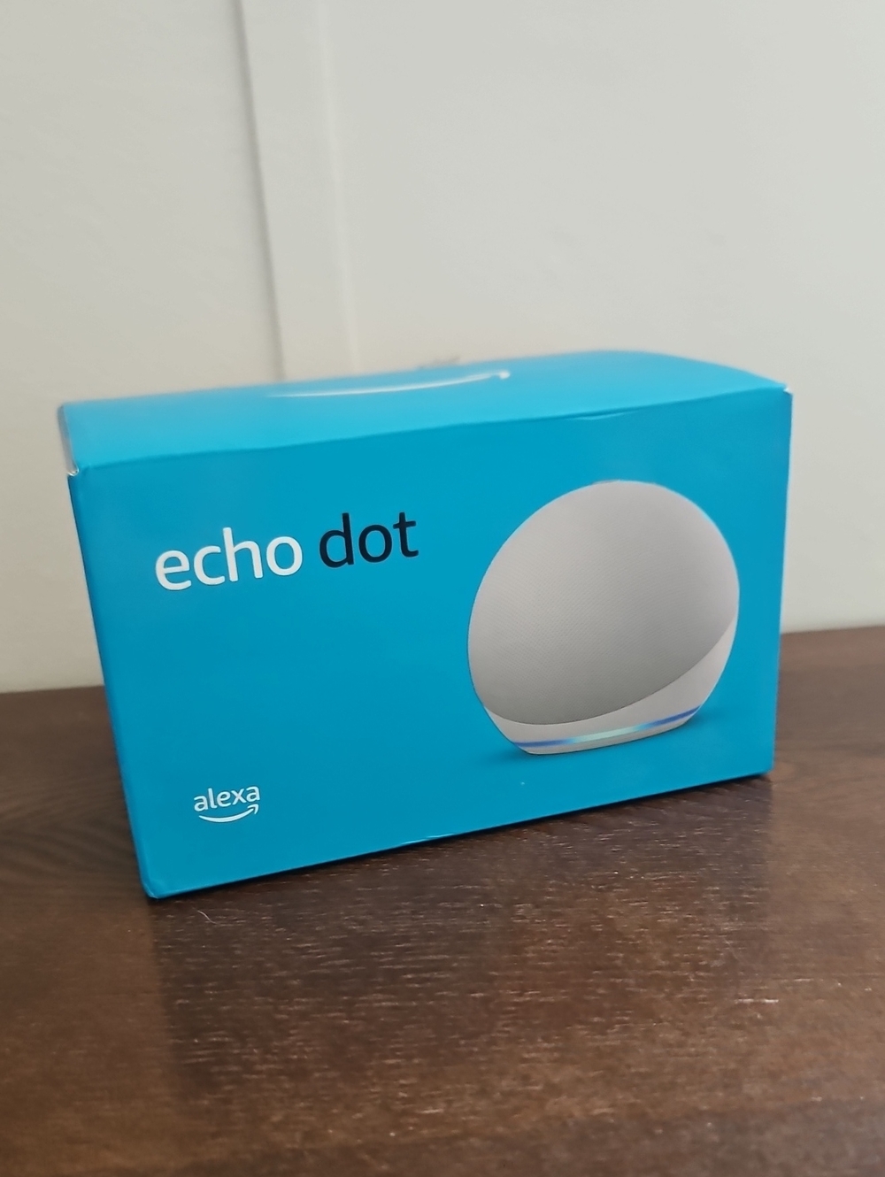 NWT Amazon Echo Dot Smart Speaker With Alexa